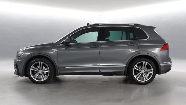 Volkswagen TIGUAN 1.5 TSI 150pkAutomaat Highline Business R / Panoramadak / Camera / LED