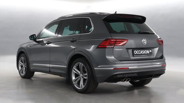 Volkswagen TIGUAN 1.5 TSI 150pkAutomaat Highline Business R / Panoramadak / Camera / LED
