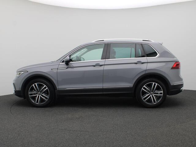 Volkswagen TIGUAN 2.0 TSI Elegance 4Motion 190PK DSG Trekhaak, Achteruitrijcamera, Virtual Cockpit, Keyless, Elektr. Achterklep, 19" LM Velgen, Stoel-Stuurverwarming