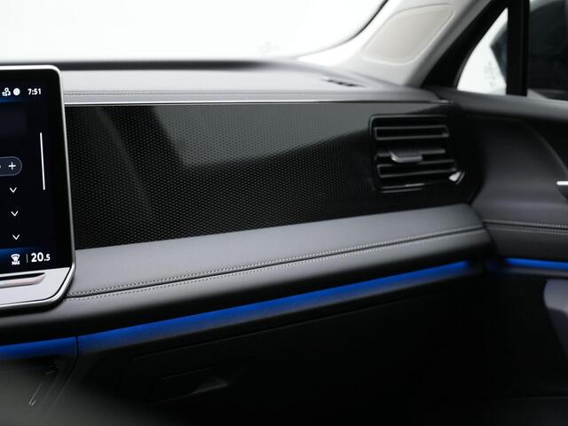 Volkswagen TIGUAN 1.5 eHybrid 204 pk Life Edition | Trekhaak | 360 Camera | Adaptief onderstel | Stuur-/stoelverwarming | Adaptive Cruise