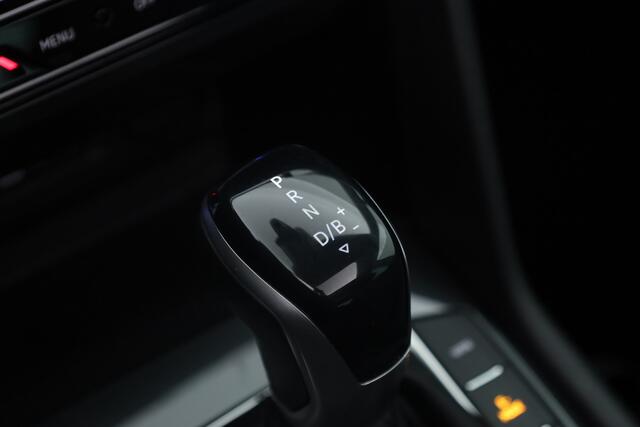 Volkswagen TIGUAN 1.4 TSI eHybrid Life | Pano | IQ. Light | Digi. Dashboard | Camera | Adapt. Cruise | 4x Stoelverw. | Apple CarPlay |