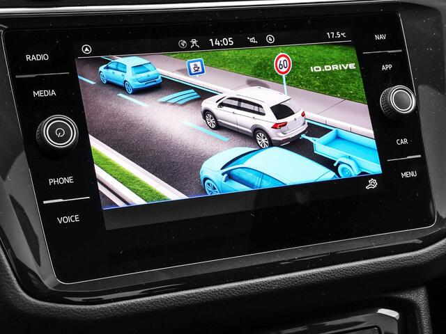 Volkswagen TIGUAN 1.4 TSI 245pk DSG eHybrid Elegance · SOH 92,1% · Panoramadak · Camera · Wegklapbare Trekhaak · Dodehoek Detectie · Stoel-& Stuurverwarming · 18'' Inch ·