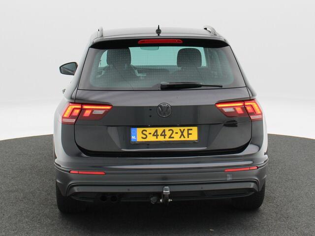 Volkswagen TIGUAN 1.4 TSi 150 Pk Automaat Comfortline | Stoelverwarming | Trekhaak | Adaptive cruise | Climatronic | Parkeersensoren | 18 Inch | 90.098 Km !!