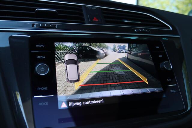 Volkswagen TIGUAN 1.5 TSI ACT AUT. R-LINE HIGHLINE BUSINESS | PANO | VIRT. COCKPIT | TREKHAAK | CARPLAY | CAMERA | ACC