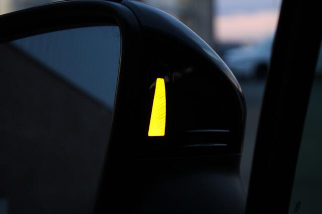 Volkswagen TIGUAN 1.5 TSI 150PK R-Line Business+ |PANO|TREKHAAK|BLACK-STYLE|IQ.LIGHTS|