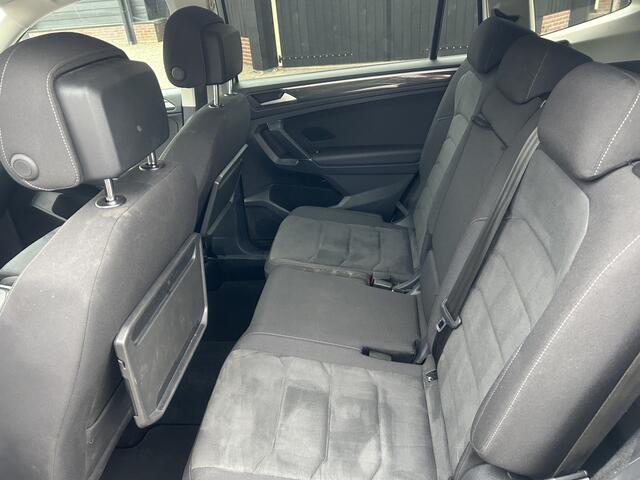 Volkswagen TIGUAN Allspace 1.5 TSI Highline Business R 7p. Clima Pdc Navi Massage Trekhaak Nap