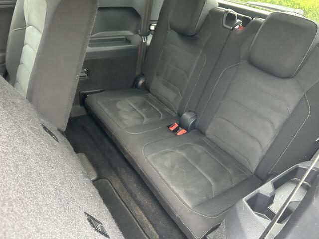 Volkswagen TIGUAN Allspace 1.5 TSI Highline Business R 7p. Clima Pdc Navi Massage Trekhaak Nap