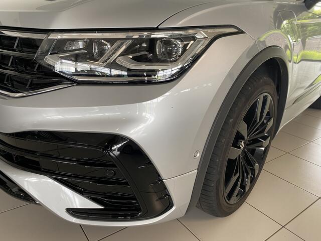 Volkswagen TIGUAN 1.4 TSI eHybrid R-Line Business+Black style Panoramadak / /Carplay/ Leer/ Headup