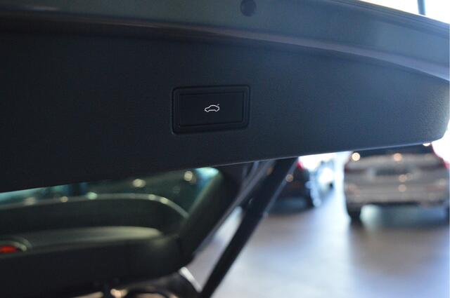 Volkswagen TIGUAN 1.4 TSI ACT R-LINE navi clima camera led trekhaak 150 pk !!