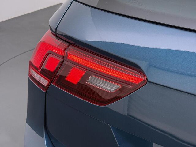 Volkswagen TIGUAN 1.4 TSI eHybrid PHEV DIRECT LEVERBAAR | RECENT ONDERHOUD UITGEVOERD | 360 CAMERA ZICHT | STOEL- EN STUURWIELVERWARMING | PANORAMADAK | INCLUSIEF 12 MAANDEN BOVAG-GARANTIE