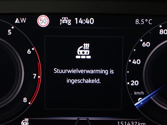 Volkswagen TIGUAN 1.5 TSI Life Business | Leder | Stoelverwarming | Keyless | Carplay | Adaptive cruise | Navigatie | Parkeerhulp | Full LED | Stuurverwarming | Virtual Cockpit | Climate control | DAB | Bluetooth