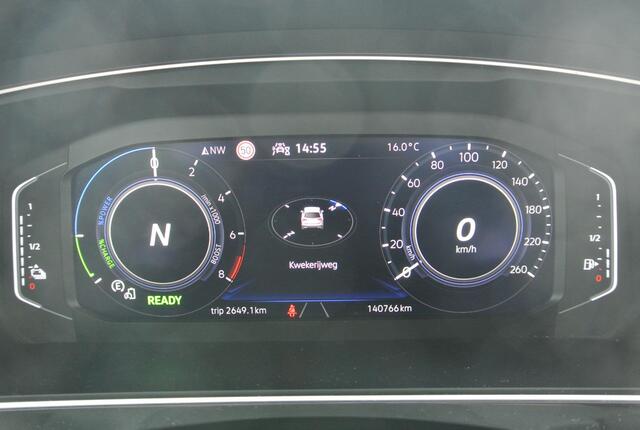 Volkswagen TIGUAN 1.4 TSI 245pk DSG eHybrid R-Line Business+ | 19" Velgen | Virtual Cockpit | Elektrische Achterklep |