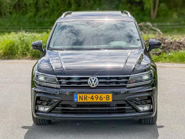 Volkswagen TIGUAN 1.4 TSI ACT Highline 3xR Line | DSG| Pano | Cruise adaptief | Digi Dash | NL Auto