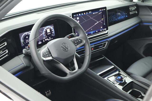 Volkswagen TIGUAN 1.5 eHybrid 204pk R-Line Edition Black Style Oryxwit Trekhaak 360Camera Leder Memory Stoel + Stuurverwarming Keyless Navigatie