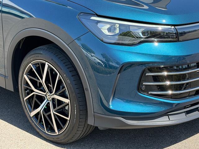 Volkswagen TIGUAN 1.5 eHybrid Elegance 204pk | Trekhaak | 360 Camera | Panoramadak | 20 Inch | Head up | Dode hoek | Elek. klep | incl. verlengde garantie