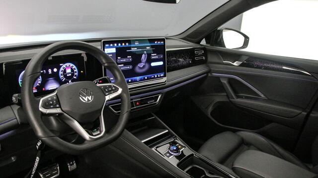 Volkswagen TIGUAN R-Line Edition 1.5 TSI eHybrid 204pk DSG Automaat Trekhaak, Lederen bekleding, Adaptive cruise control, 360 camera, Elektrische achterklep, Navigatie, Black style