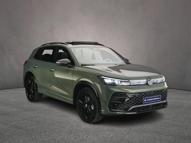 Volkswagen TIGUAN R-Line Edition 1.5 TSI eHybrid 204pk DSG Automaat Trekhaak, Lederen bekleding, Adaptive cruise control, 360 camera, Elektrische achterklep, Navigatie, Black style