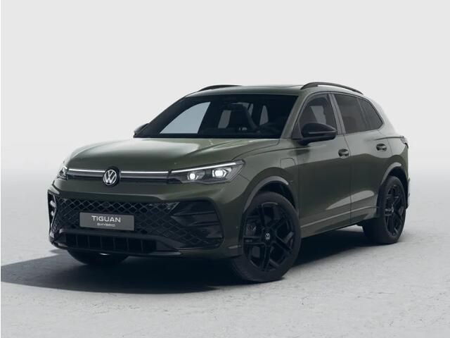 Volkswagen TIGUAN R-Line Edition 1.5 eHybrid 204 PK 6 versn. DSG · Achteruitrijcamera · rondomzichtcamera · Draadloze telefoonlader · Black Style Pakket · Prijs is inclusief inruilpremie