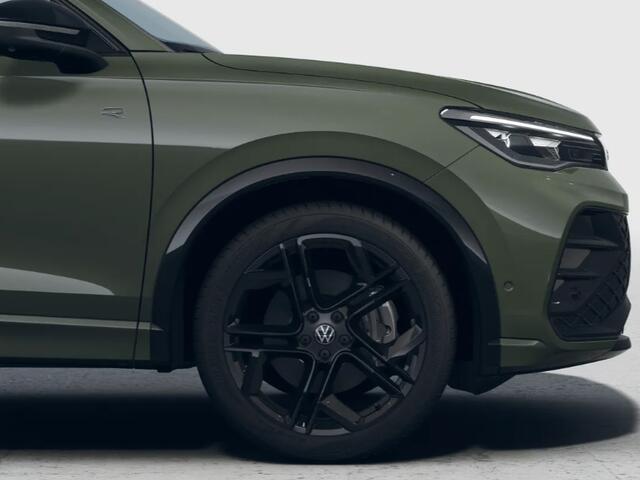 Volkswagen TIGUAN R-Line Edition 1.5 eHybrid 204 PK 6 versn. DSG · Achteruitrijcamera · rondomzichtcamera · Draadloze telefoonlader · Black Style Pakket · Prijs is inclusief inruilpremie