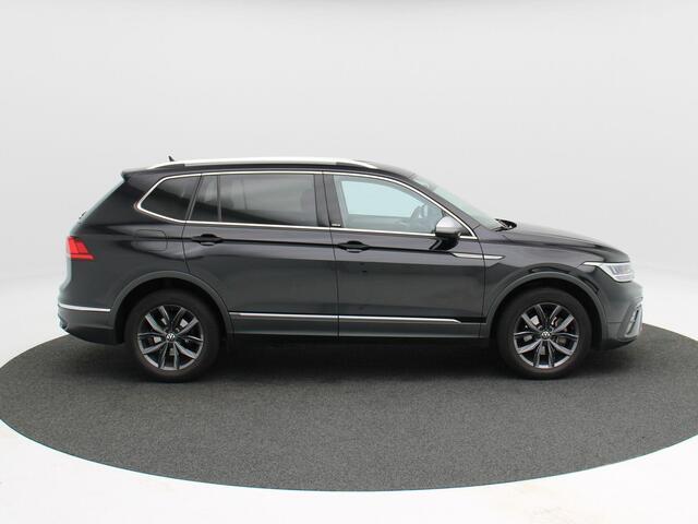 Volkswagen TIGUAN Allspace 1.5 TSi 150 Pk Automaat Life 7 Persoons | Stoel/Stuurverwarming | Camera | Adaptive cruise | CarPlay | Navigatie | Climatronic | 18 Inch | 46.088 Km !!
