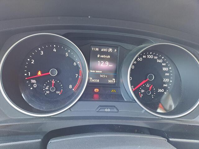 Volkswagen TIGUAN 1.4 TSI ACT Comfortline Business Trekhaak, Stuur/Stoel verwarming, ACC, Apple carplay/Android auto,