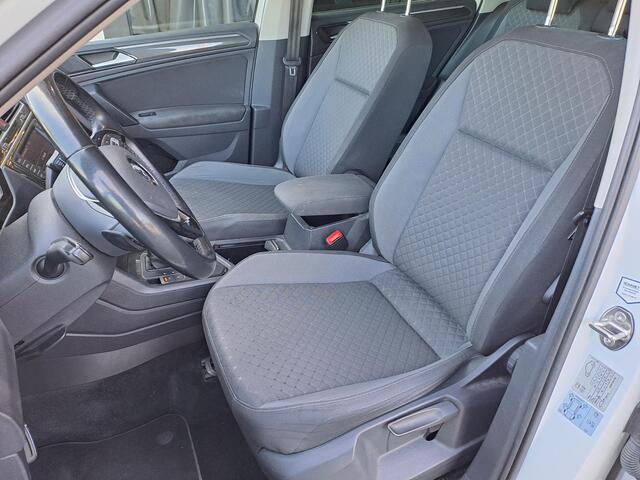 Volkswagen TIGUAN 1.4 TSI ACT Comfortline Business Trekhaak, Stuur/Stoel verwarming, ACC, Apple carplay/Android auto,