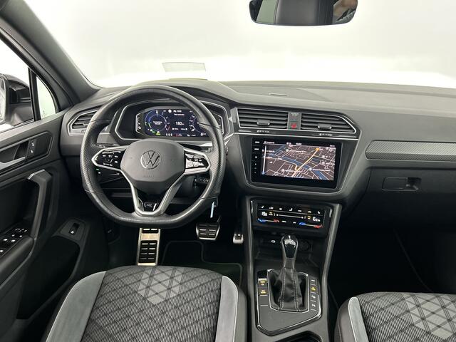 Volkswagen TIGUAN 1.4 TSI PHEV R-Line Black Style IQ.Light/Head-Up Display