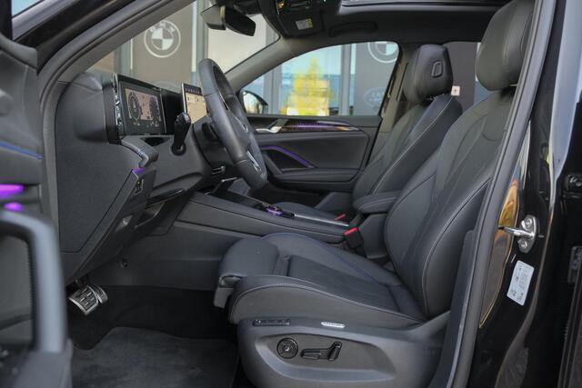 Volkswagen TIGUAN 1.5 eHybrid 204pk R-Line Panoramadak Black Style Trekhaak Stoelkoeling BOMVOL!! NLauto 1e Eigenaar