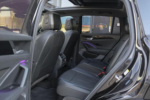 Volkswagen TIGUAN 1.5 eHybrid 204pk R-Line Panoramadak Black Style Trekhaak Stoelkoeling BOMVOL!! NLauto 1e Eigenaar