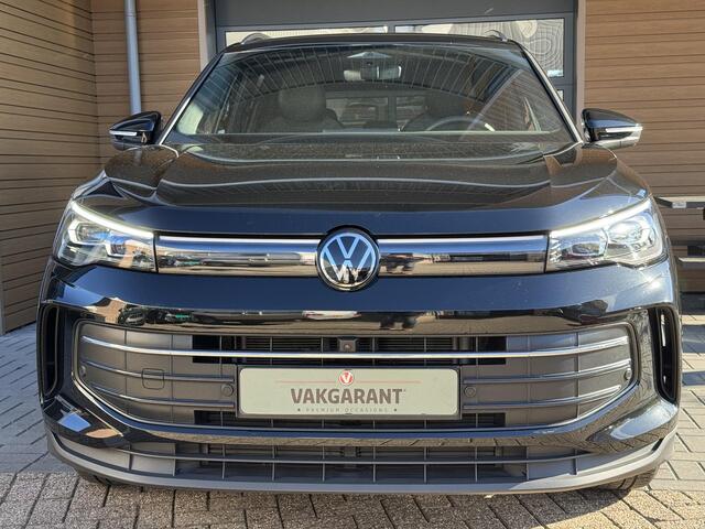 Volkswagen TIGUAN 1.5 eTSI Life ,360Cam,Carpl,Trekhaak,Cruise adap