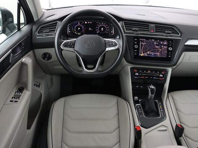 Volkswagen TIGUAN 1.4 TSI eHybrid Life Business | SOH 93,8% | Panoramadak | Leder | Stoelverwarming | 360 Camera | Adaptive cruise | Virtual Cockpit | Carplay | Park Assist | Keyless | Navigatie | PHEV | Plug In