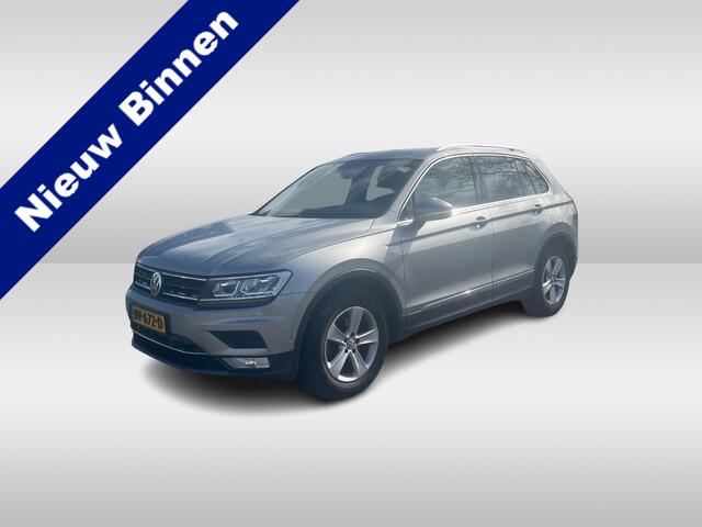 Volkswagen TIGUAN 1.4 TSI ACT Highline / Virtual cockpit / Led / Trekhaak / Alcantara / Navi / DSG