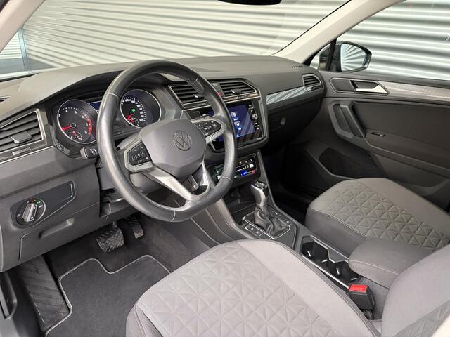 Volkswagen TIGUAN 1.5 TSI/PDC V+A/CAM/TREKH WEGKL/EL A KLEP/CARPLAY/ENZ