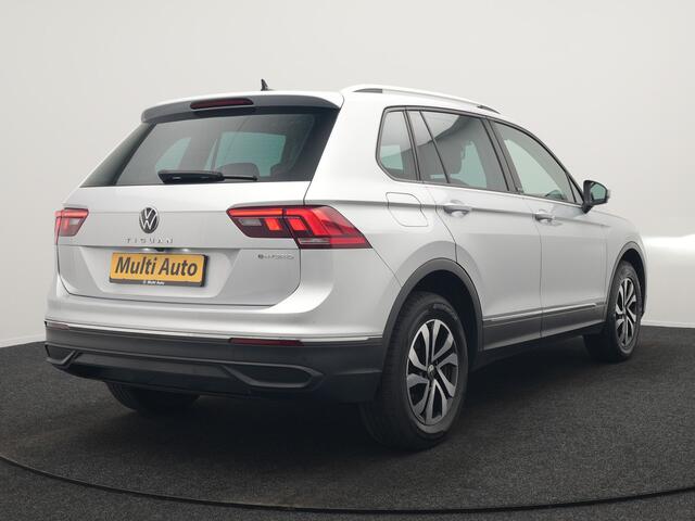 Volkswagen TIGUAN 1.4 TSI eHybrid Active PHEV 245pk Dealer O.H. | Trekhaak Af Fabriek | Adaptive Cruise | Camera | Stoelen & Stuur Verwarmd | Apple Carplay | Navigatie | Virtual Cockpit | DAB | Plug In Hybrid |