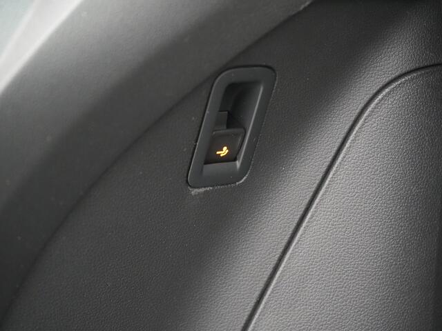 Volkswagen TIGUAN 1.4 TSI eHybrid Active PHEV 245pk Dealer O.H. | Trekhaak Af Fabriek | Adaptive Cruise | Camera | Stoelen & Stuur Verwarmd | Apple Carplay | Navigatie | Virtual Cockpit | DAB | Plug In Hybrid |