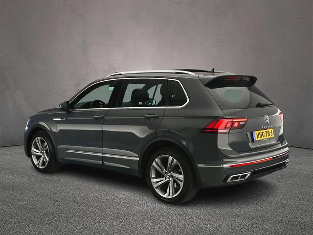 Volkswagen TIGUAN R-Line 1.5 TSI 150pk DSG Automaat Trekhaak, Panoramadak, Adaptive cruise control, Achteruitrijcamera, Navigatie, Elektrische achterklep