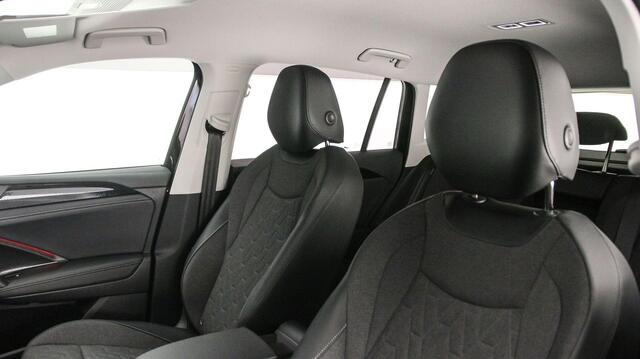 Volkswagen TIGUAN Life 1.5 TSI eHybrid 204pk DSG Automaat Trekhaak, Navigatie, Adaptive cruise control, Elektrische achterklep, LED koplampen, 360 camera