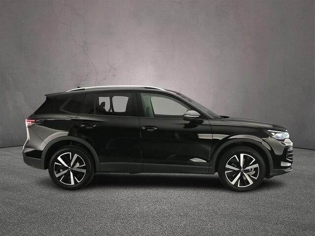 Volkswagen TIGUAN Life 1.5 TSI eHybrid 204pk DSG Automaat Trekhaak, Navigatie, Adaptive cruise control, Elektrische achterklep, LED koplampen, 360 camera