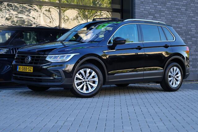 Volkswagen TIGUAN 1.5 TSI Life Business | NAP! | PANO | MASSAGE | STOEL/STUURVERW | KEYLESS | ELEK TREKHAAK | ACC |