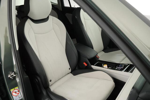 Volkswagen TIGUAN 1.5 eHybrid 204pk Elegance Trekhaak 360Camera Head-Up Stuur+Stoelverwarming Keyless Massage Panoramadak