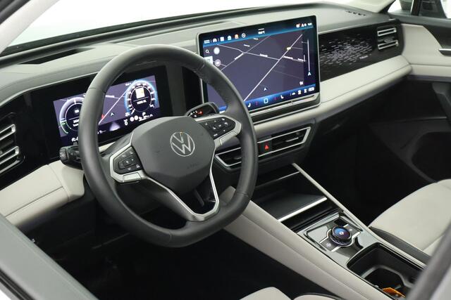 Volkswagen TIGUAN 1.5 eHybrid 204pk Elegance Trekhaak 360Camera Head-Up Stuur+Stoelverwarming Keyless Massage Panoramadak
