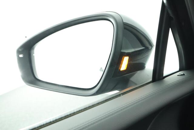 Volkswagen TIGUAN 1.5 204pk eHybrid Life Camera Keyless Virtual Cockpit Carplay Panoramadak