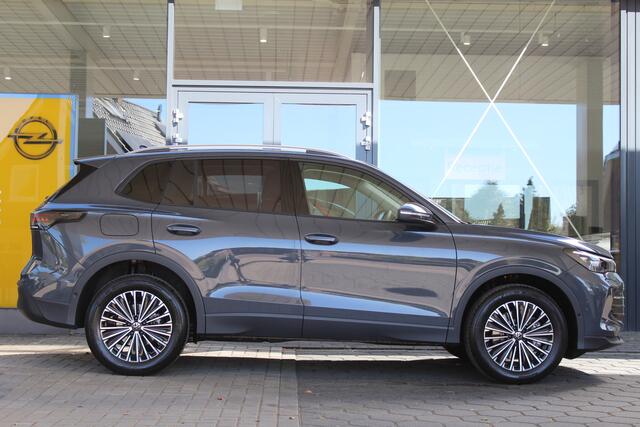 Volkswagen TIGUAN 1.5 eHybrid Life | Achteruitrijcamera | Adaptive cruise | Nieuw