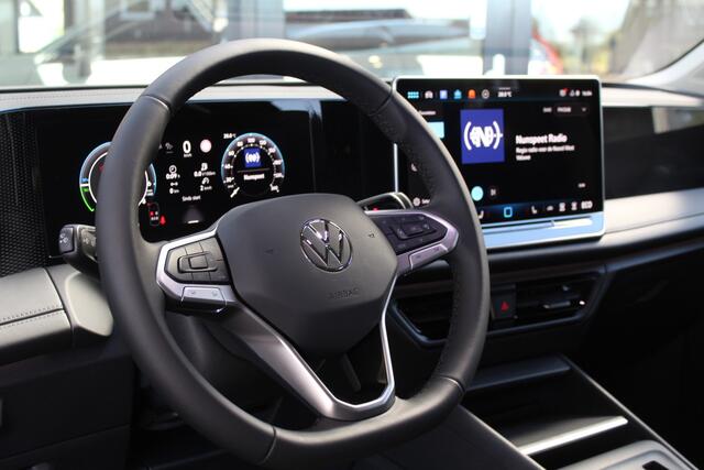 Volkswagen TIGUAN 1.5 eHybrid Life | Achteruitrijcamera | Adaptive cruise | Nieuw