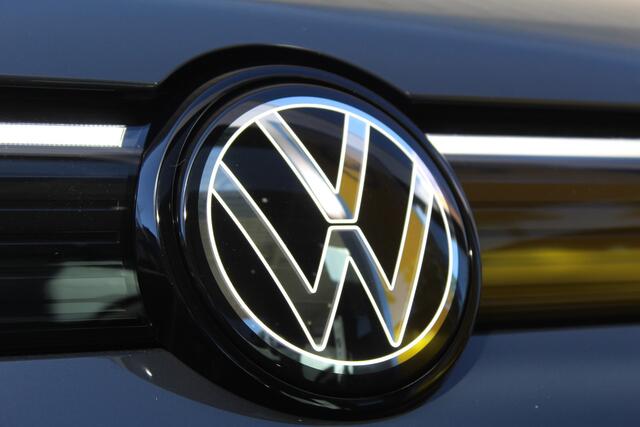 Volkswagen TIGUAN 1.5 eHybrid Life | Achteruitrijcamera | Adaptive cruise | Nieuw