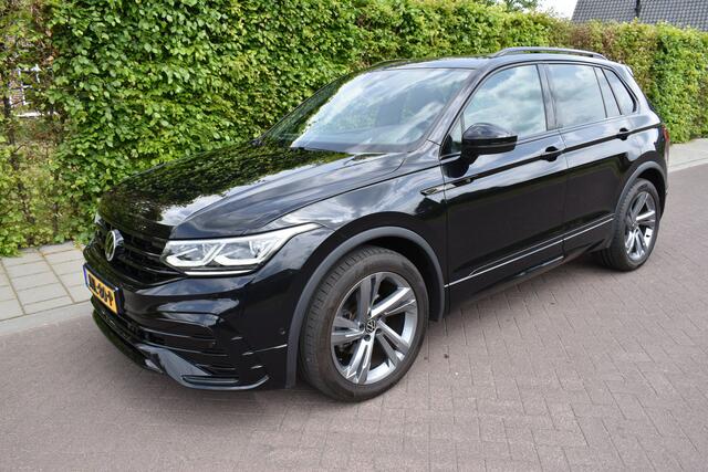 Volkswagen TIGUAN 1.5 TSI R-Line '21 LEER, PANO, BLACKLINE, ACC, TREKH.