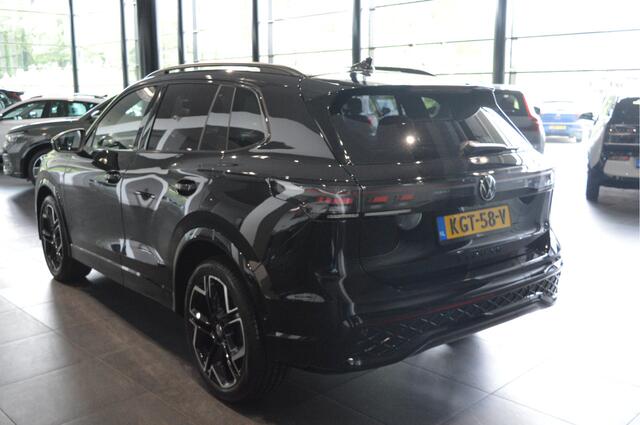 Volkswagen TIGUAN 2.0 TDI 3X R-LINE Black Style camera cruise 20 inch 150 pk !!