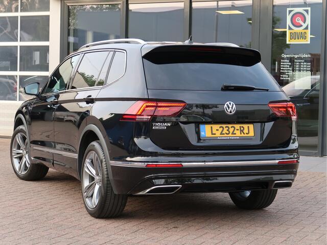 Volkswagen TIGUAN Allspace 1.5 TSI Highline Business R 7p. | Panorama dak | Comfort Stoelen | Camera