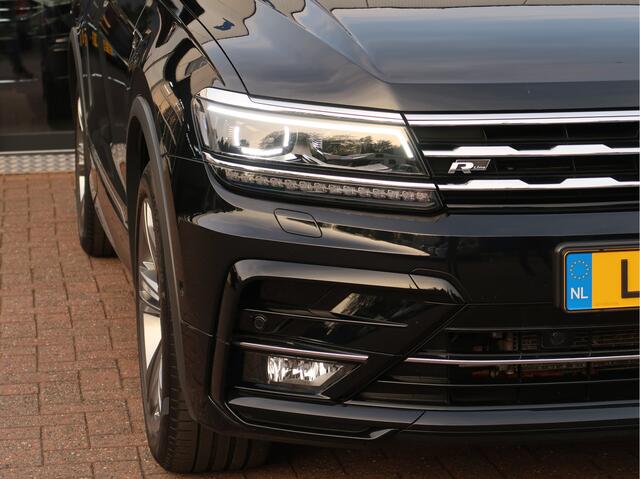 Volkswagen TIGUAN Allspace 1.5 TSI Highline Business R 7p. | Panorama dak | Comfort Stoelen | Camera