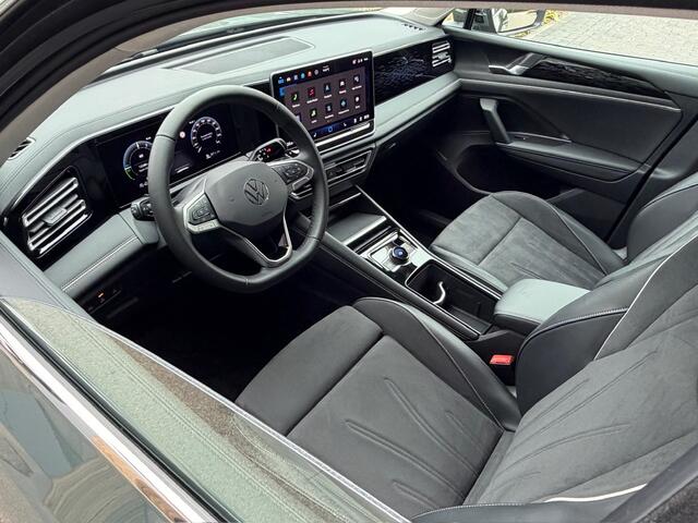Volkswagen TIGUAN 1.5 eHybrid Elegance 204pk | Trekhaak | Camera | Dode hoek | Elek. klep | incl. verlengde garantie